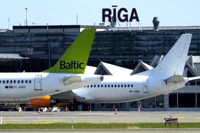 Image for AirBaltic bond yields soar as embattled carrier faces crunch creditor meeting