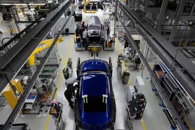 Image for Rolls-Royce to invest $398 million in UK manufacturing