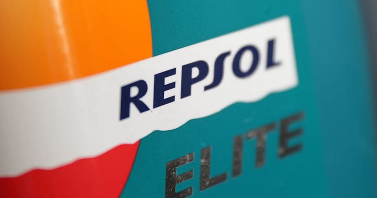 Repsol's Profit Decline and Payout Strategy Amid Blackout