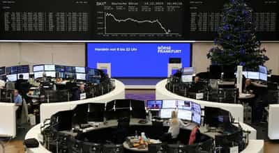 Image for Technology, sportswear makers pull down European shares