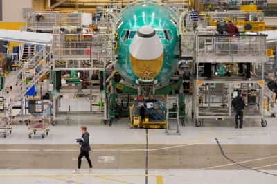 Image for Boeing posts contract jobs in labor dispute's latest escalation