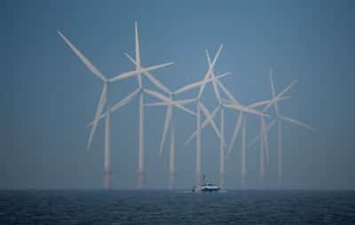 Image for Britain announces $1.45 billion budget for offshore wind auction