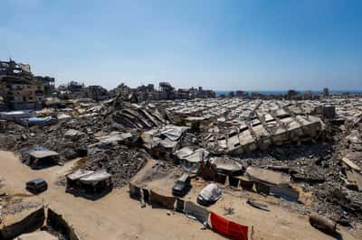 Image for Hamas dissolves Gaza government, presses for progress on stalled peace plan