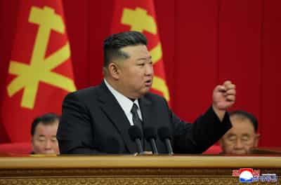Image for Russian Duma speaker Volodin meets North Korea's Kim in Pyongyang