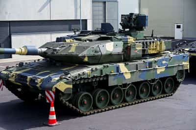 Image for Renk wins €130 million Leopard 2 contract extension from KNDS