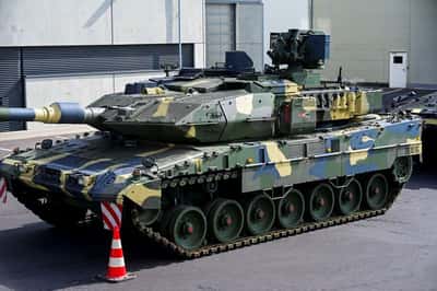 Image for Renk wins €130 million Leopard 2 contract extension from KNDS