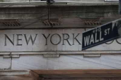 Image for Trading Day: Easy does it, fresh peaks for Wall St