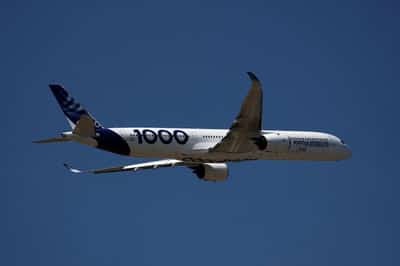 Image for Philippine Air to order 15 Boeing 787-10 and nine Airbus A350-1000