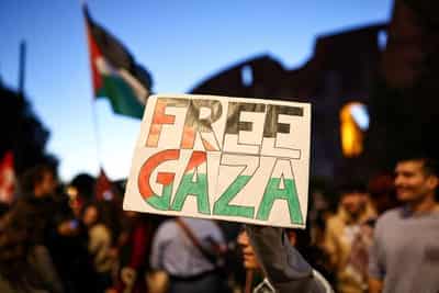 Image for Soccer-Match between Italy, Israel triggers high alert with pro-Palestinian march going ahead