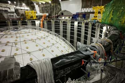 Image for Underground detector in China gains insights on ghostly neutrinos