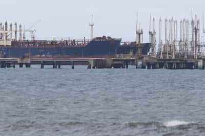 Image for Oil prices settle higher, then reverse gains after Trump eases worries about Iran