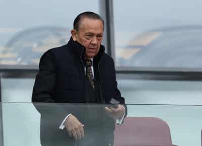 Image for Soccer-West Ham chair Sullivan steps down amid historic allegations coming to light