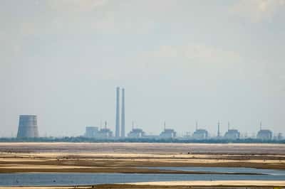 Image for Ukraine's Zaporizhzhya nuclear plant reconnected to grid after IAEA-brokered ceasefire