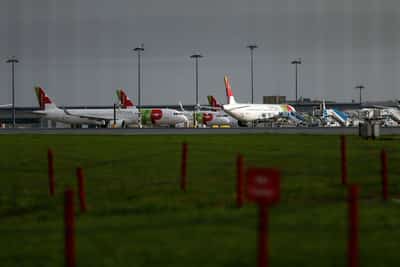 Image for Portugal demands that TAP bidders bolster operations in all its airports, not just Lisbon