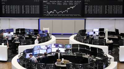 Image for European shares muted as investors brace for data-packed week