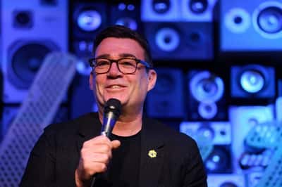 Image for UK Labour Party says it will let Burnham run for parliamentary seat