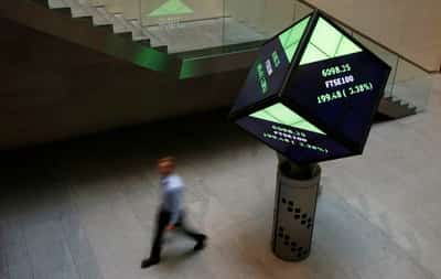 Image for London's FTSE 100 eyes third weekly loss amid doubts over Middle East ceasefire