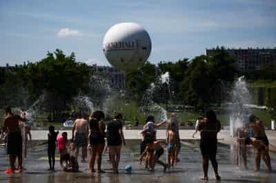 Image for Europe braces for prolonged heatwave as temperatures approach 40C