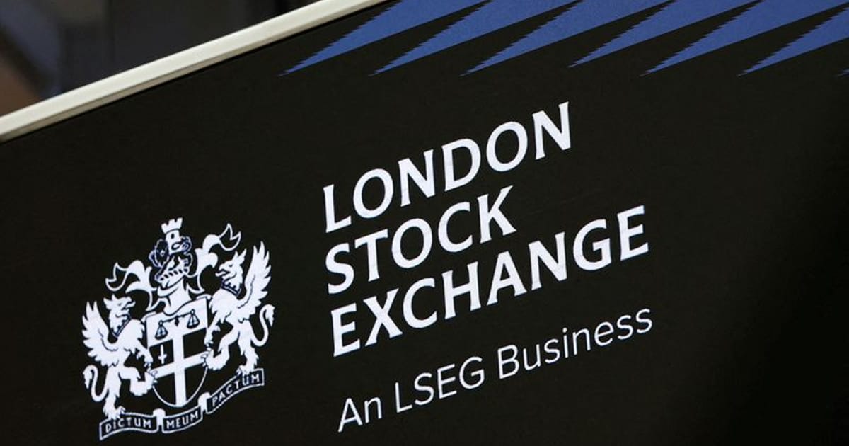 UK shares extend rally as oil slides; corporate gains lift midcaps
