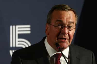 Image for German defence minister does not rule out return of military draft, he tells FAS