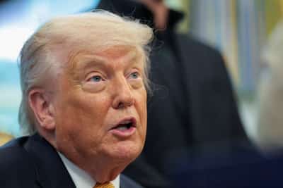 Image for Trump says 'great damage' done to Iranian attackers after US Navy destroyers came under fire