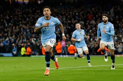 Image for Soccer-City survive Champions League scare to advance to knockout phase