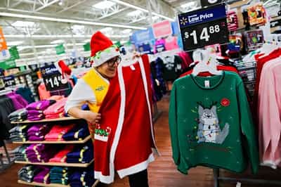 Image for Walmart, other US retailers import fewer Christmas goods ahead of tepid holiday season