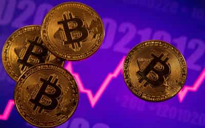 Image for Bitcoin hits record before landmark Coinbase listing on Nasdaq