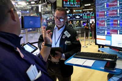 Image for Trading Day: Fed bets slip, Powell takes the stage