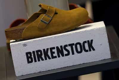 Image for Abercrombie, Birkenstock warning on cautious holiday spending weighs on retail shares