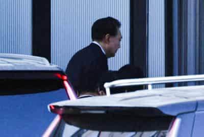 Image for South Korea's President Yoon to attend court hearing on extending detention