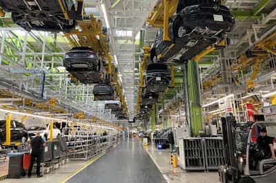 Image for German services downturn eases in July as demand picks up, PMI shows