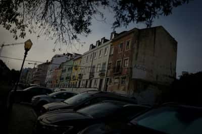 Image for While Spain blocks evictions, Portugal forges on with bill to hasten them