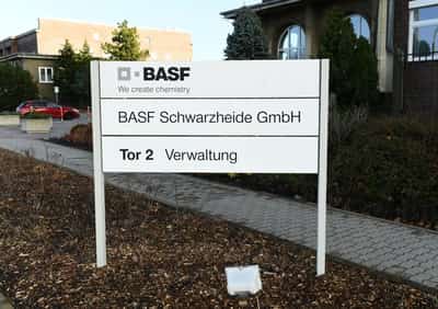 Image for BASF to cut costs, sell silicates business to PQ