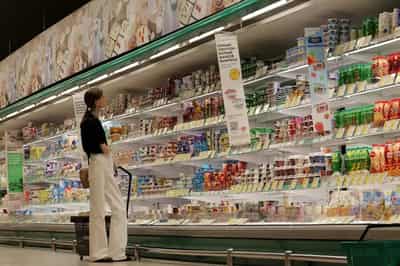Image for Russian services sector expands for fifth month running, PMI shows