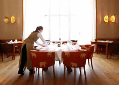 Image for German services sector loses momentum-PMI