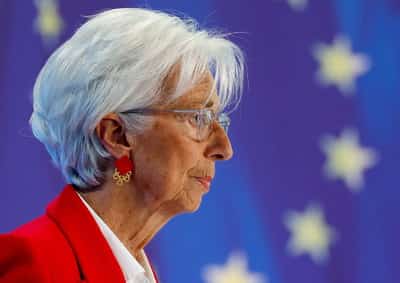 Image for Upbeat ECB keeps rates steady, raising doubts about further easing