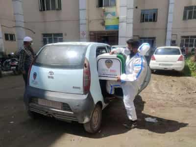Image for Kashmir charities go online to fight COVID-19 second wave