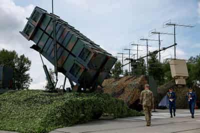 Image for Ukraine offers $100 billion weapons deal to obtain US security guarantees, FT reports