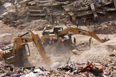 Image for After surviving earthquakes, a family in Venezuela seeks a new beginning far from ground zero
