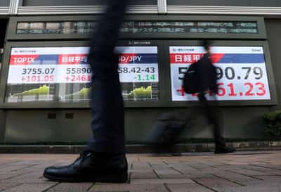 Image for Shares slide, oil prices elevated as US-Iran truce prospects dim