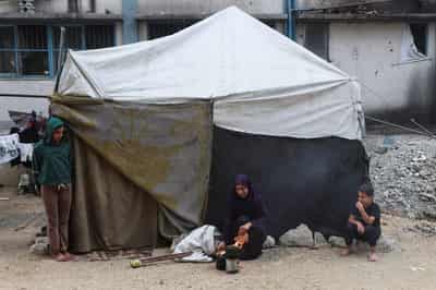 Image for UN aims to surge aid, medical supplies into Gaza once ceasefire starts