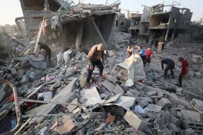 Image for Israel intensifies Gaza bombardment, kills 80 people, as Trump visits Gulf