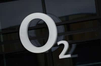 Image for UK's O2 launches Europe's first smartphone satellite service