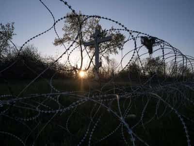 Image for Ukraine asks Russia to halt strikes on civilian targets for 30 days