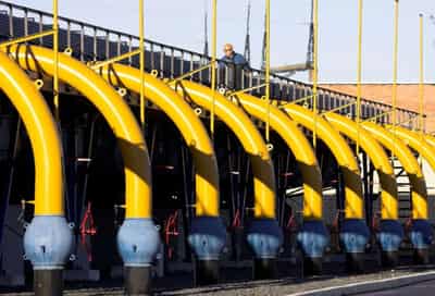 Image for Prices tumble on hopes for westward Yamal-Europe pipeline flows