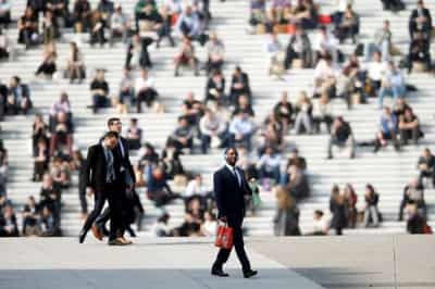 Image for French service sector growth weakened in May – final PMI