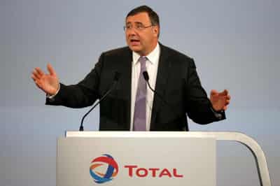 Image for Greenpeace files complaint against Total CEO, alleging conflict of interest