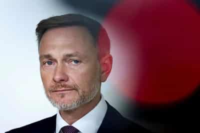 Image for German coalition must find joint response to economic malaise, finance minister says