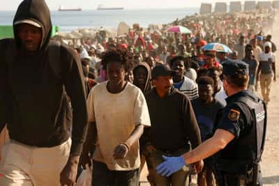 Image for Spain asks EU for help processing migrants in Ceuta